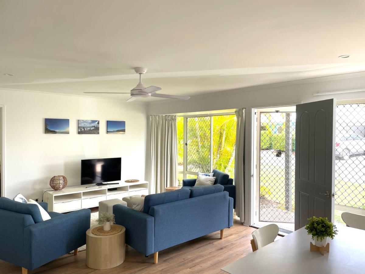 2 Bedroom Ground Level Villa In Tropical 4* Resort Noosaville Eksteriør billede